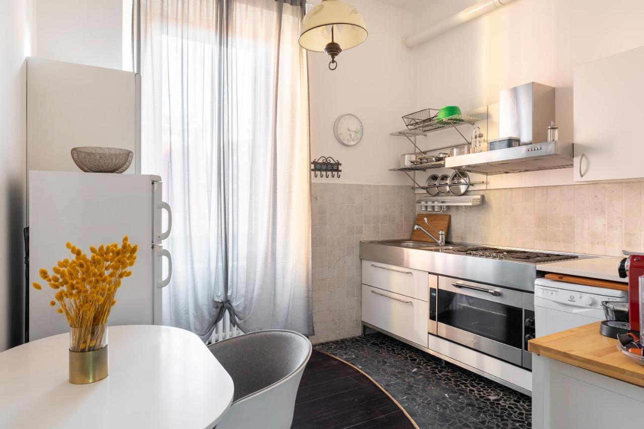 Residenza Sempione 95 Leilighet Milano Eksteriør bilde